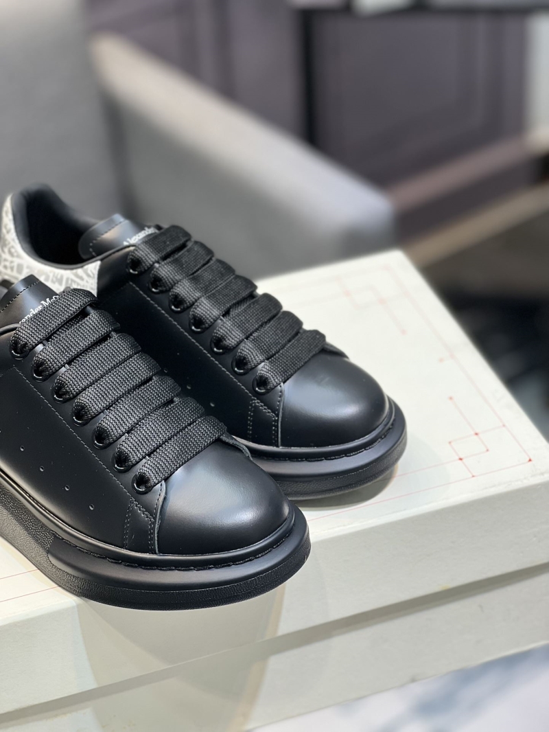 Alexander Mcqueen Casual Shoes